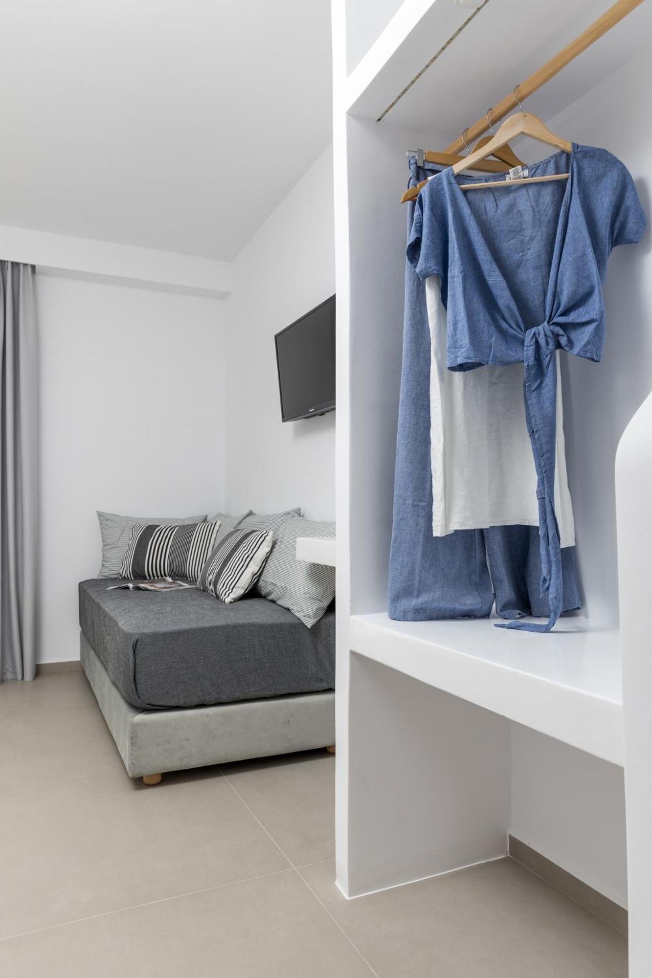 Alenor City Hotel Naxos City エクステリア 写真
